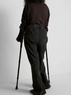 Adaptive Denim-Jeans