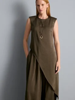 Asymmetrisches Top aus strukturiertem Satin mit Schulterpolstern