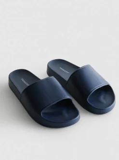 Badesandalen mit dicker Sohle
