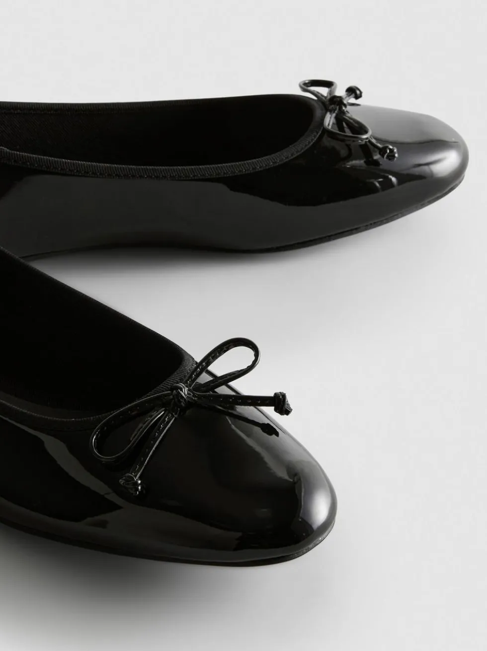 Ballerinas in Lackoptik