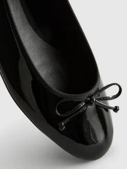 Ballerinas in Lackoptik