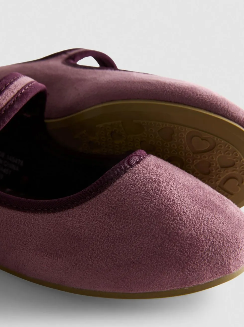 Ballerinas in Wildleder-Optik
