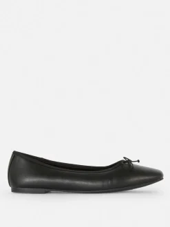 Ballerinas mit Schleife