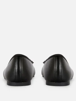 Ballerinas mit Schleife