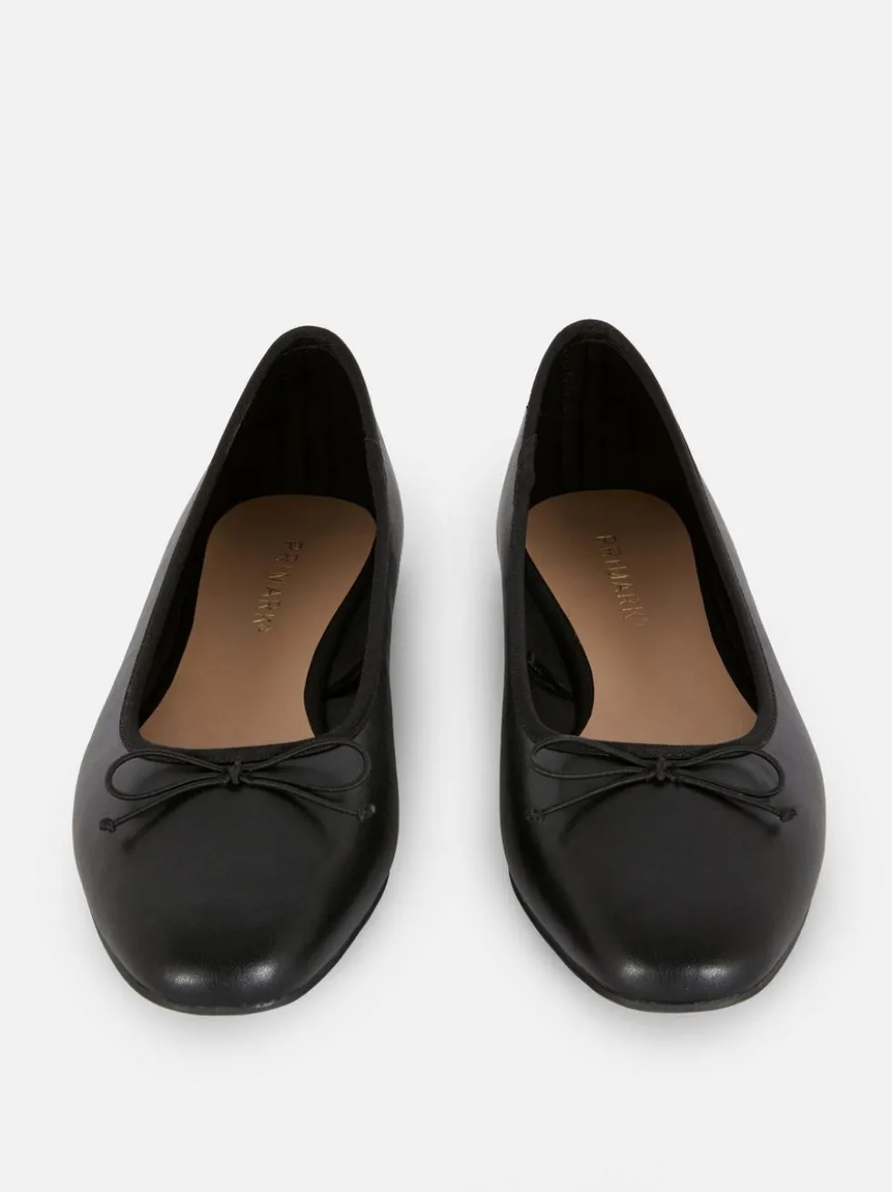 Ballerinas mit Schleife