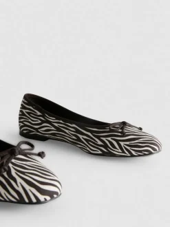 Ballerinas mit Schleife