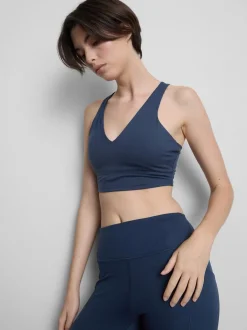 Bauchfreies Active-Top mit V-Ausschnitt und Racerback