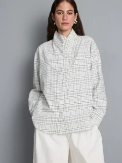 Baumwoll-Bluse mit hohem Kragen und Karomuster