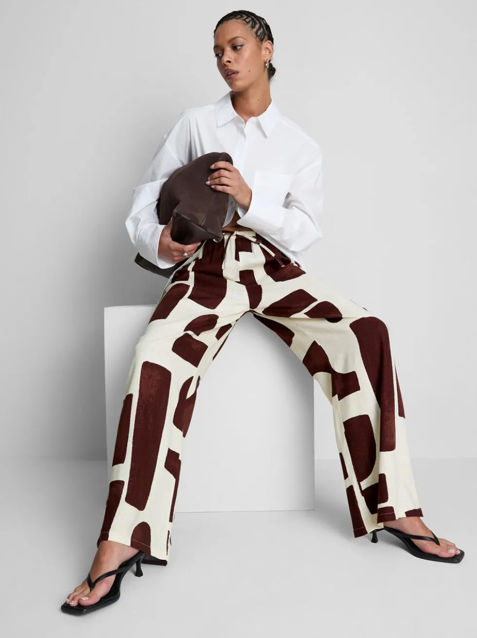 Bedruckte Hose mit weitem Bein