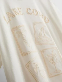 Besticktes T-Shirt im Oversized-Look mit „Lake Como“ Schriftzug