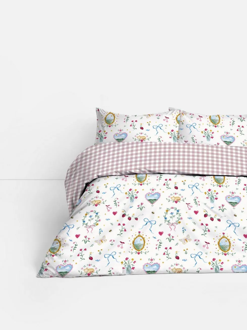 Bettwäscheset mit hohem Baumwollanteil und Länderabzeichen, Doppelbett
