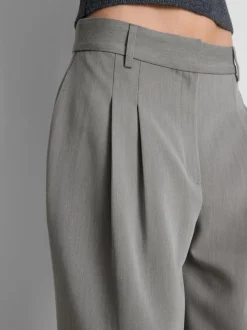 „By Coleen“ Hose mit weitem Bein und Bundfalten