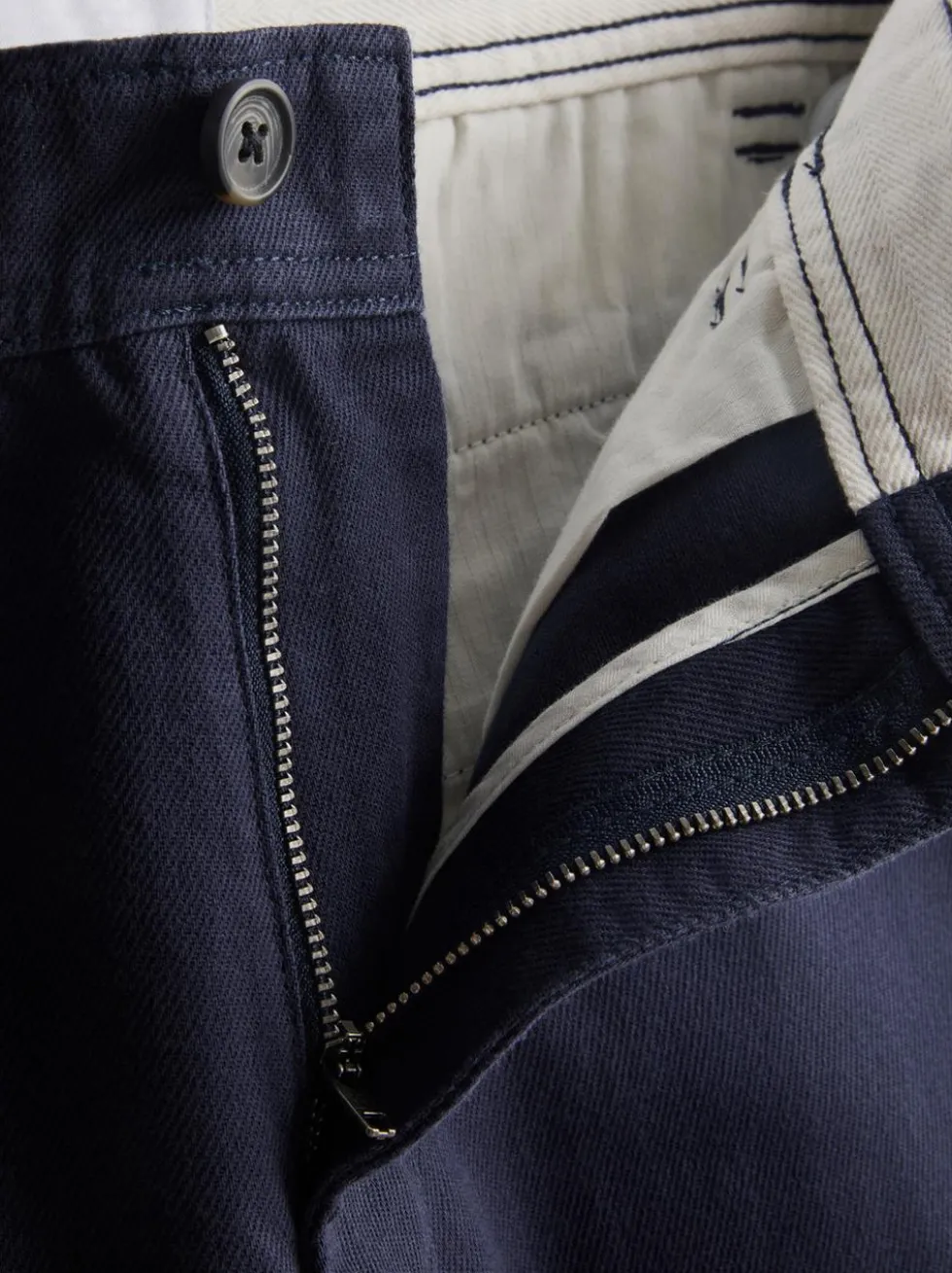 Chinohose mit mittlerer Leibhöhe