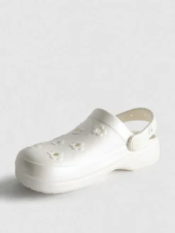 Clogs mit Blumendesign