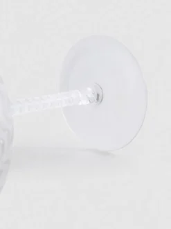 Coupé-Glas mit geschwungenem Stiel