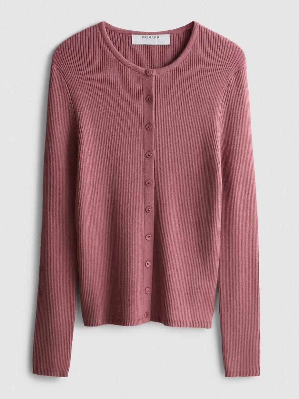 Ein gerippter Cardigan mit Rundhalsausschnitt