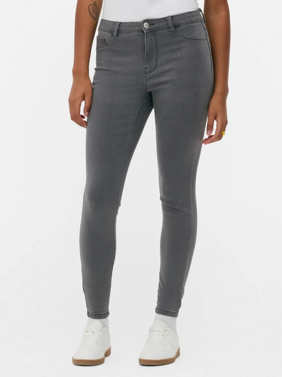 Essential Skinny-Jeans mit mittelhohem Bund | Normale Passform