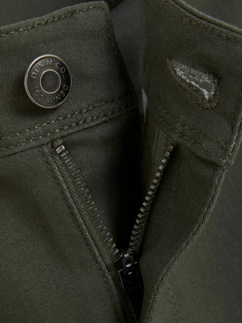 Essential Skinny-Jeans mit mittelhohem Bund | Normale Passform