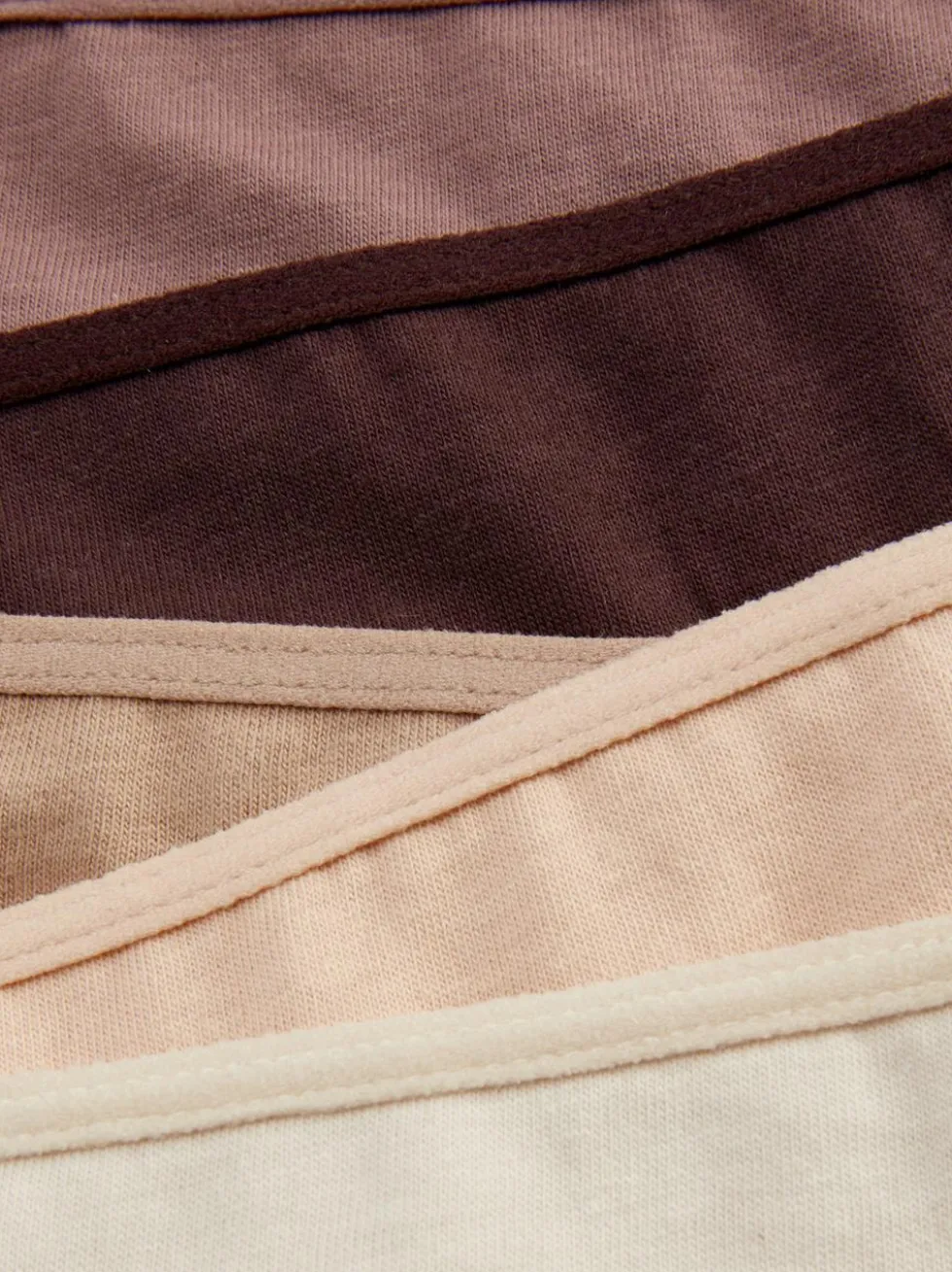 Essential Tangas in neutralen Farben, 5er-Pack