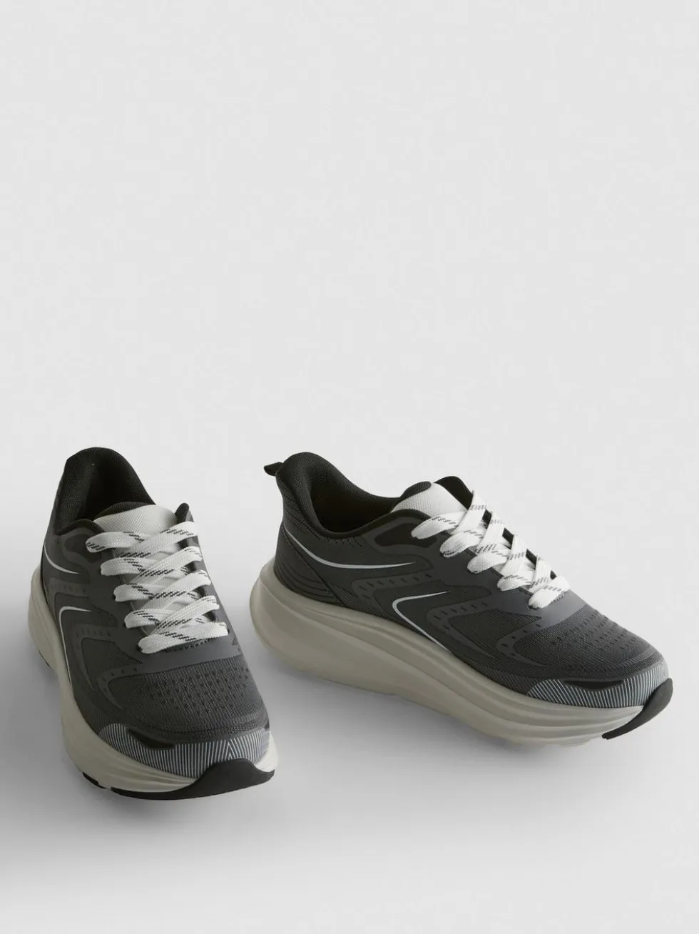 FoamFlex-Sneaker