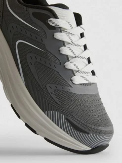 FoamFlex-Sneaker