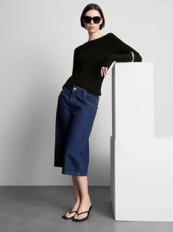 Gerippter Pullover mit Rundhalsausschnitt