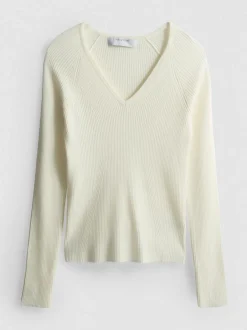 Gerippter Pullover mit V-Ausschnitt