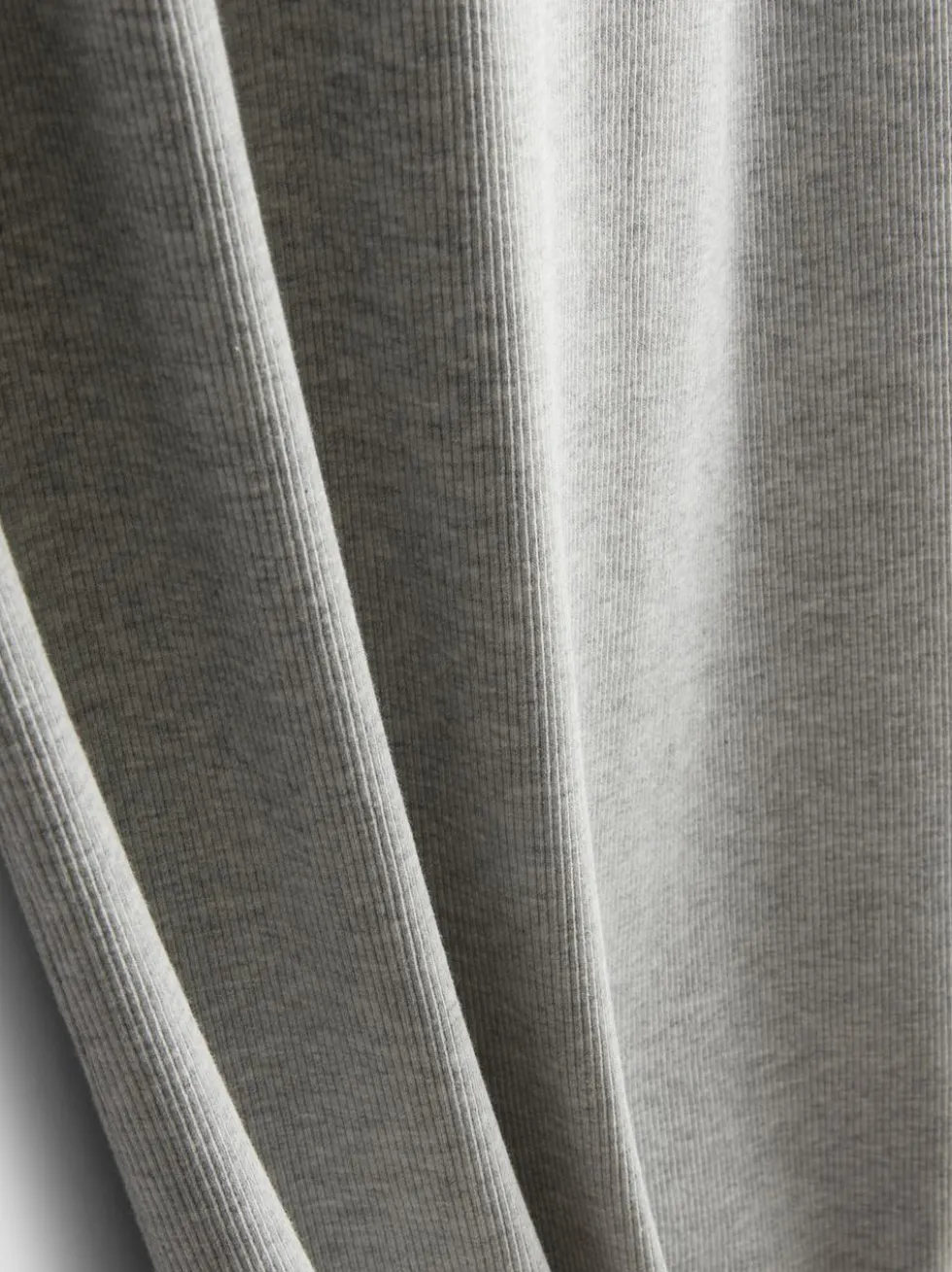 Geripptes Midikleid mit integriertem BH