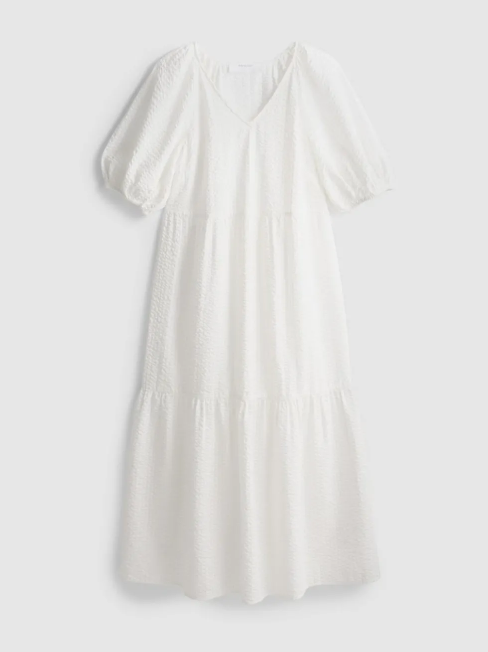 Gesmoktes Midikleid aus Baumwoll-Seersucker