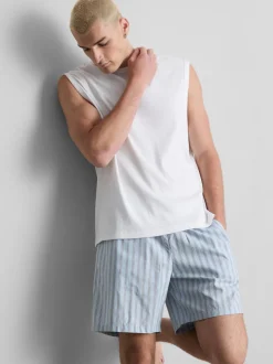 Gestreifter Schlafanzug mit Shorts