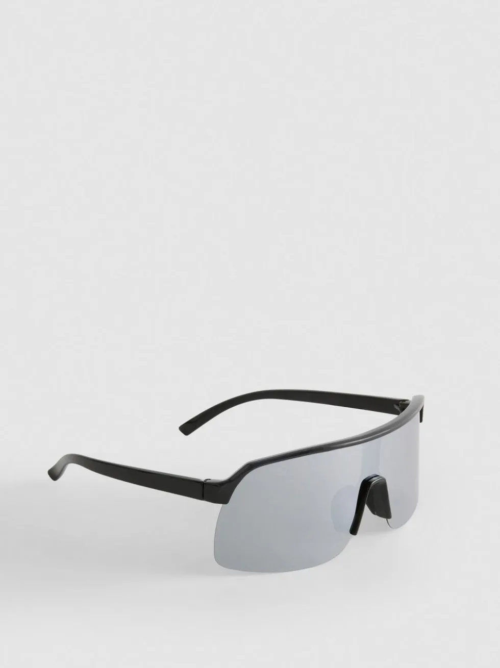 Gewölbte Sonnenbrille mit durchgehender Blende