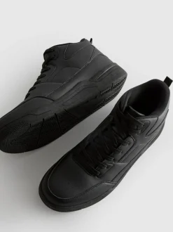 High-Top-Sneaker