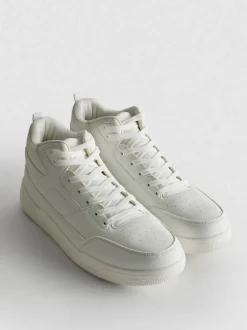 High-Top-Sneaker