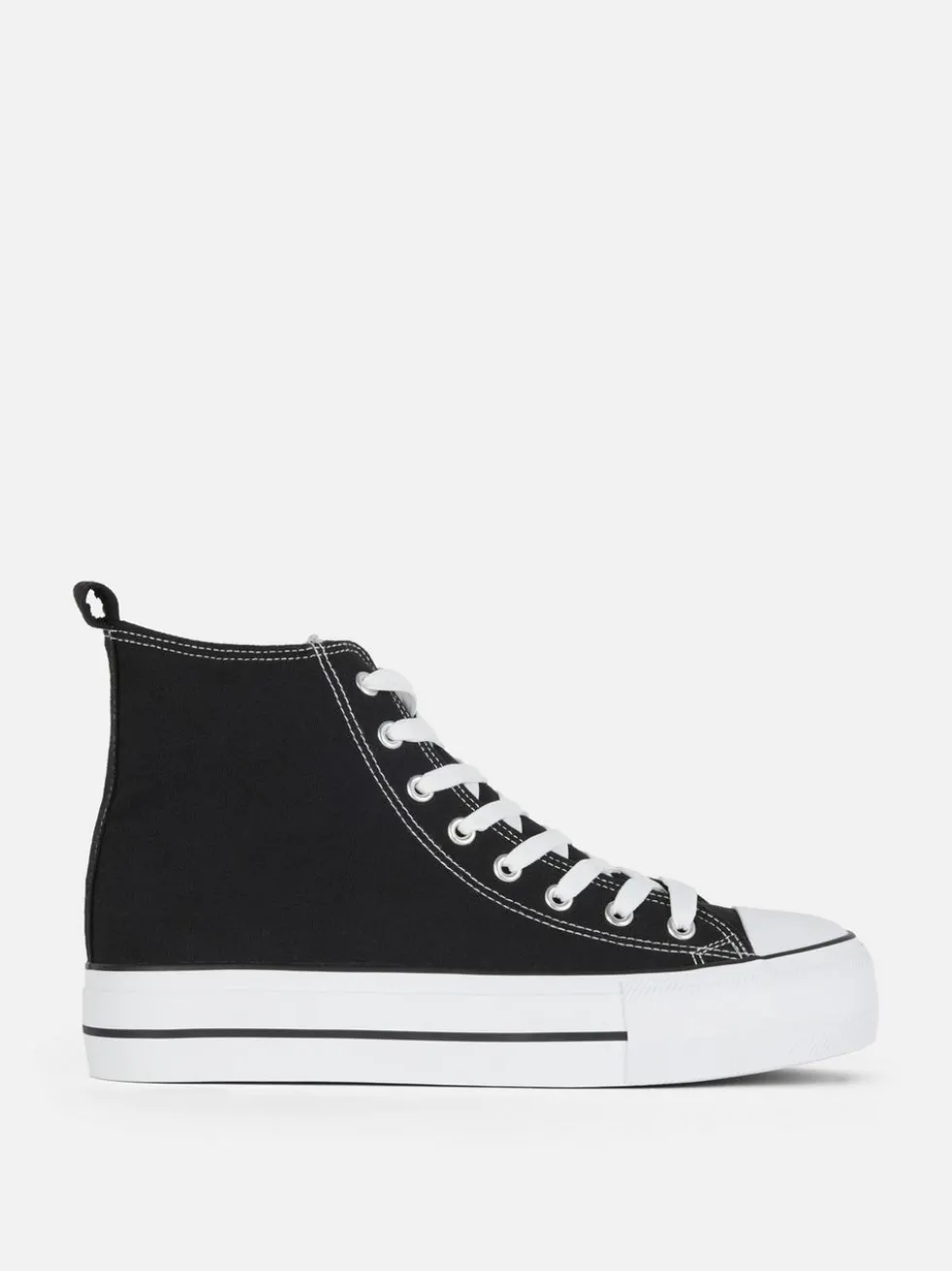 High-Top-Sneaker aus Canvas mit flacher Plateausohle