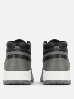 High-Top-Sneaker mit Einsätzen