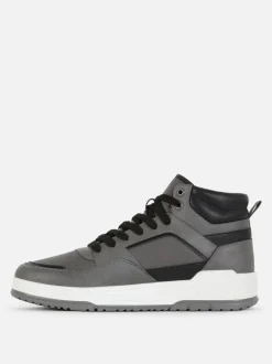High-Top-Sneaker mit Einsätzen