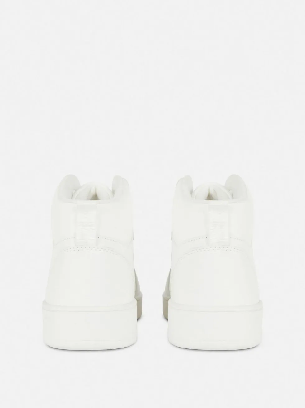 High-Top-Sneakers mit klobiger Sohle