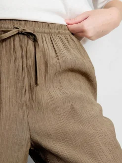 Hose in Knitteroptik mit weitem Bein