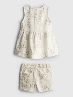 1,5–8 Jahre | Besticktes Set aus ärmelloser Jeansbluse und Shorts