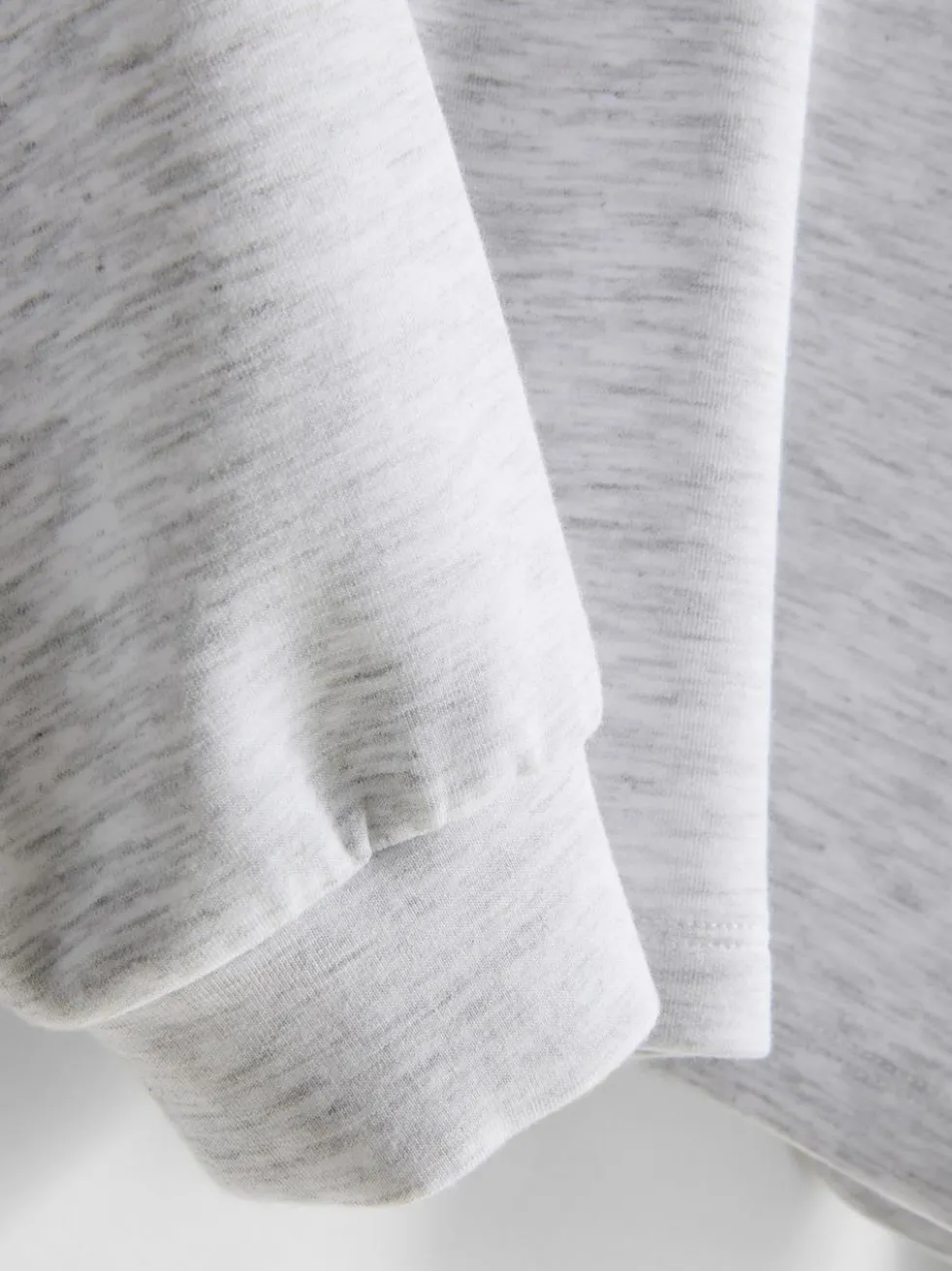 7–15 Jahre | Sweatshirt und Laufshorts im Set