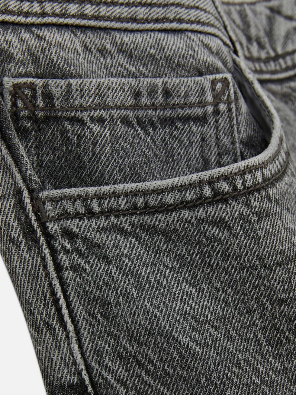 Jeans mit geradem Bein und mittlerer Leibhöhe