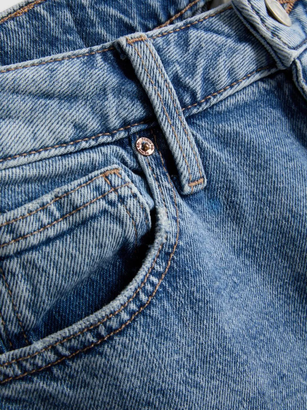 Jeans mit hohem Bund und geradem Bein