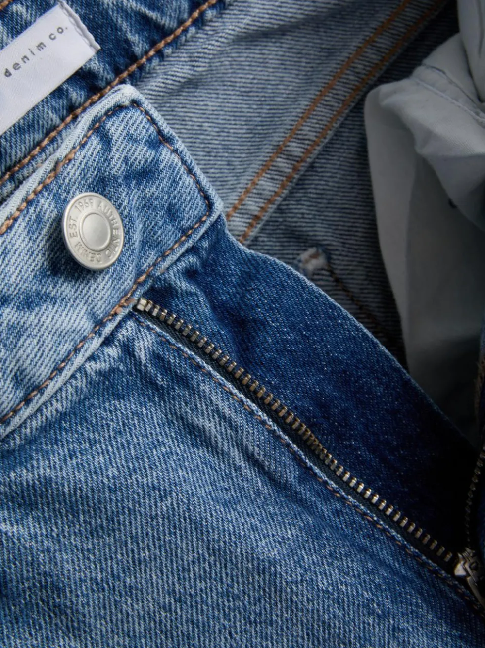 Jeans mit hohem Bund und geradem Bein