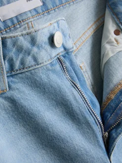 Jeans mit hohem Bund und geradem Bein
