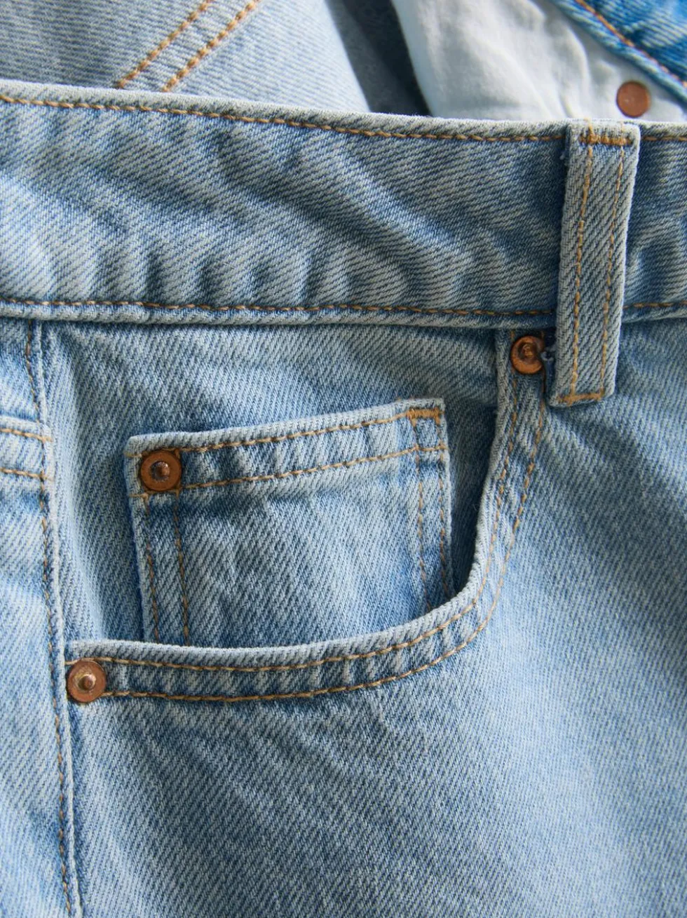 Jeans mit hohem Bund und geradem Bein