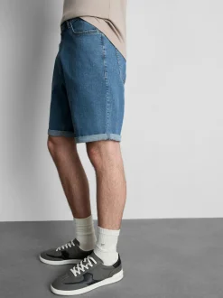 Jeansshorts in gerader Passform