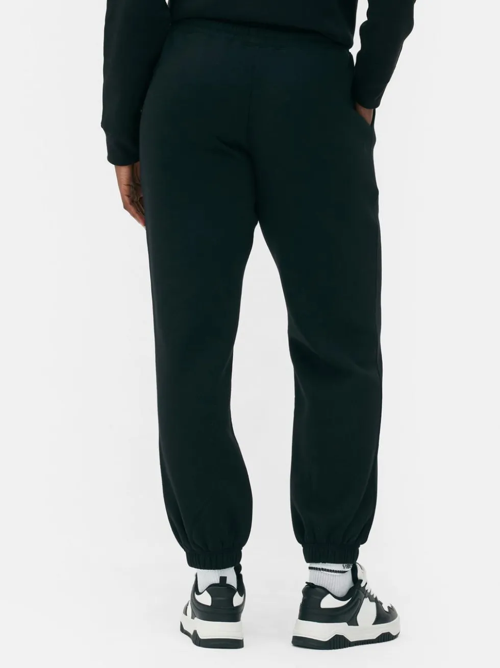 Jogginghose mit Kordelzug und Bündchen