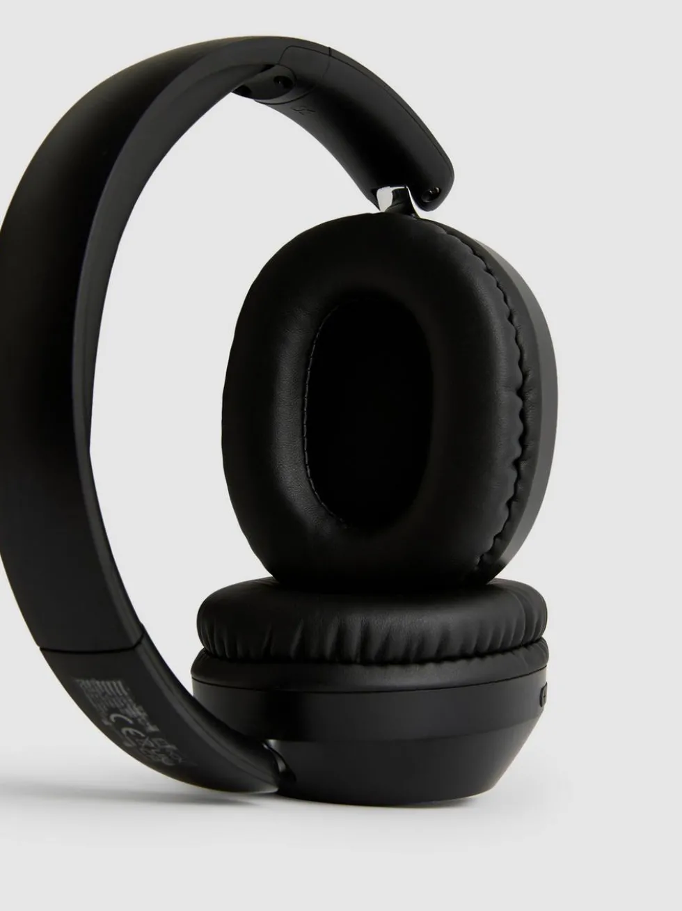 Kabellose Over-Ear-Kopfhörer