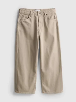 Kurze Jeans mit weitem Bein