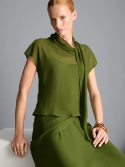 Kurzärmelige Bluse mit Schluppe